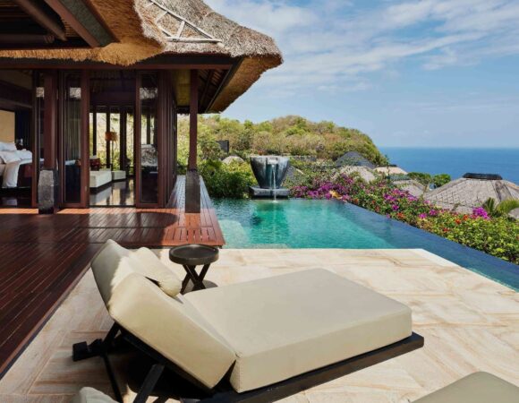 Unforgettable Luxury Experiences in Bali: Private Villas, Yacht Cruises & Cultural Wonders